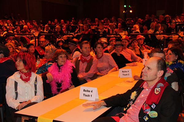 %_tempFileName20Publikum_02%