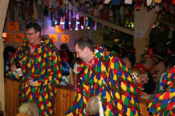 %_tempFileNameZBall13_184%