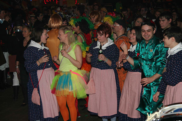 %_tempFileNameZBall13_208%