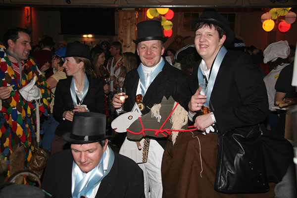 %_tempFileNameZBall13_240%