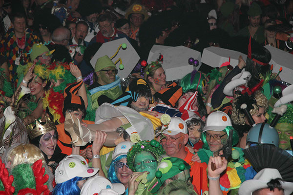 %_tempFileNameZBall13_277%