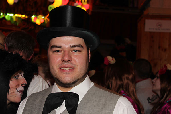 %_tempFileNameZBall13_336%