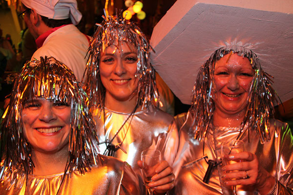 %_tempFileNameZBall13_374%