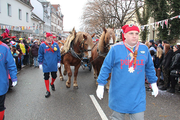 %_tempFileName06NBaumUzg_077%