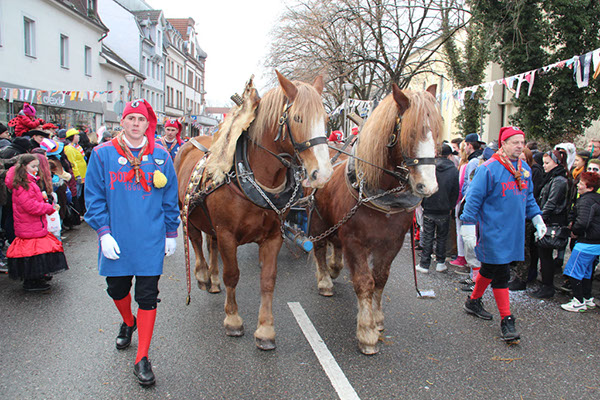 %_tempFileName06NBaumUzg_079%