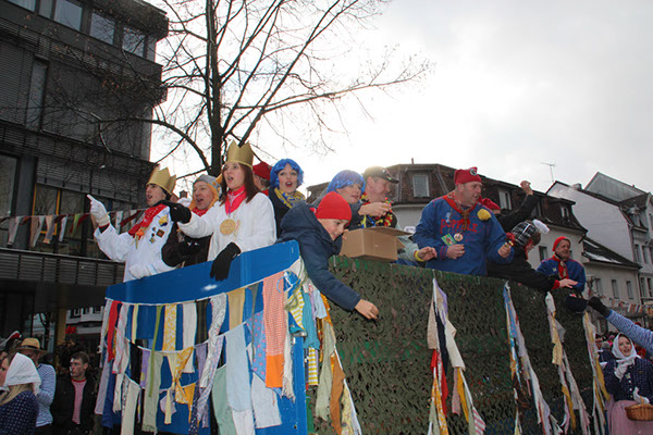 %_tempFileName06NBaumUzg_104%