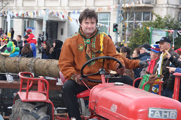 %_tempFileName06NBaumUzg_163%