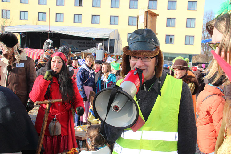 %_tempFileNameJMarkt13_082%