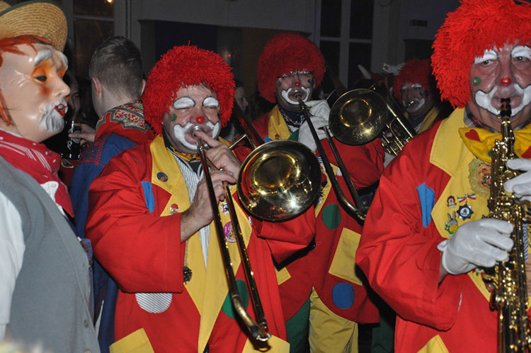 %_tempFileNameRwBall13_112%