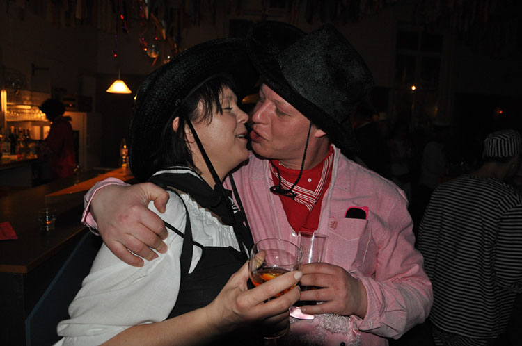 %_tempFileNameRwBall13_127%