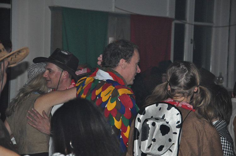 %_tempFileNameRwBall13_128%