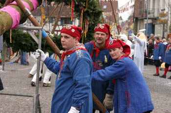 Dunschdig 195