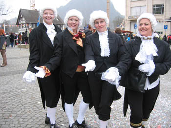 Dunschdig 211