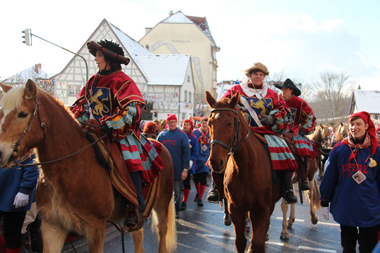 %_tempFileName01NBUmzg_077%