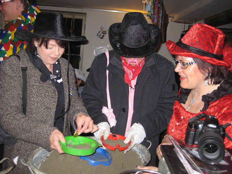 %_tempFileNameRwBall13_BY%